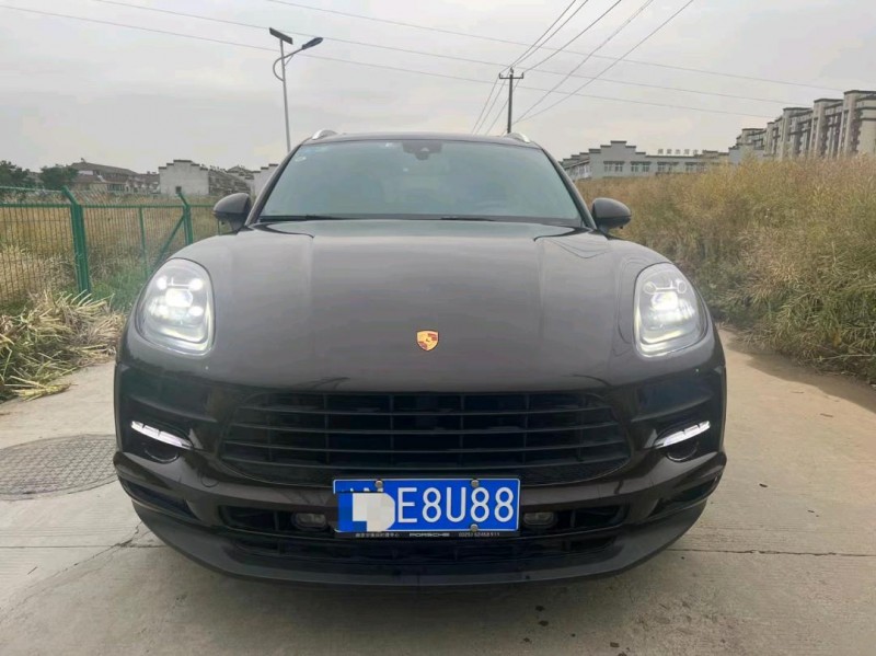 南京19年保時捷Macan1