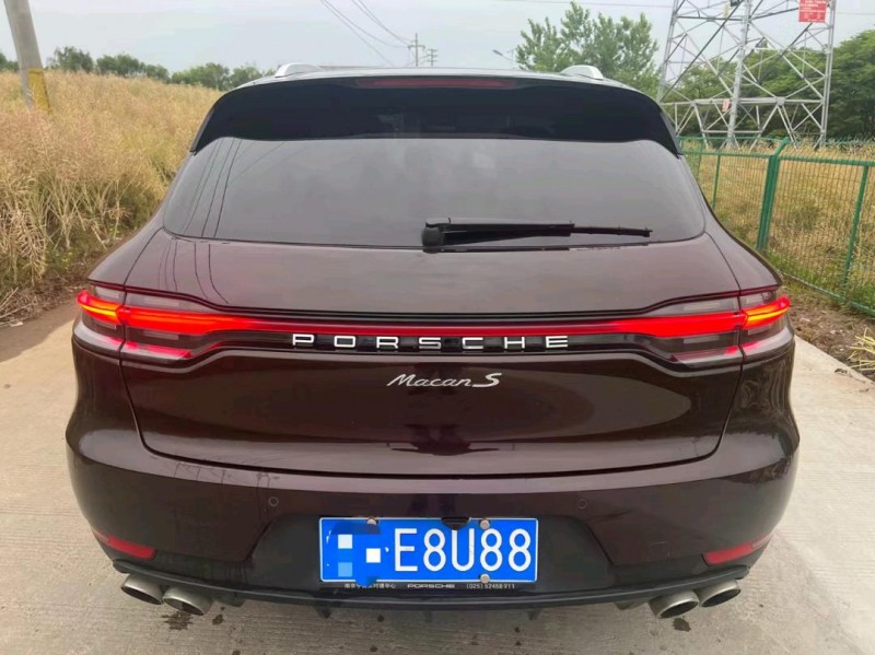 南京19年保時捷Macan9