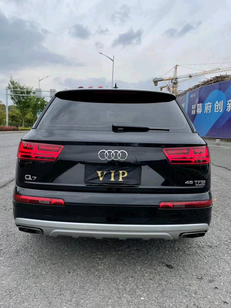 鹽城18年奧迪Q79
