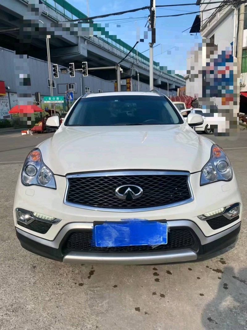 安順17年英菲尼迪QX501