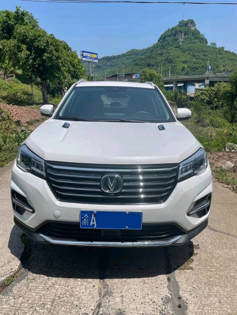 重慶20年長安汽車CS751