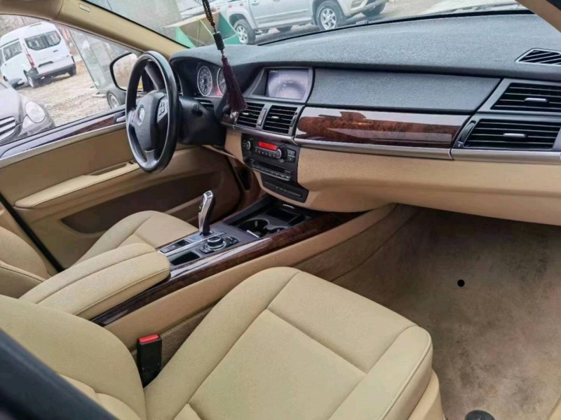 北京13年宝马X52