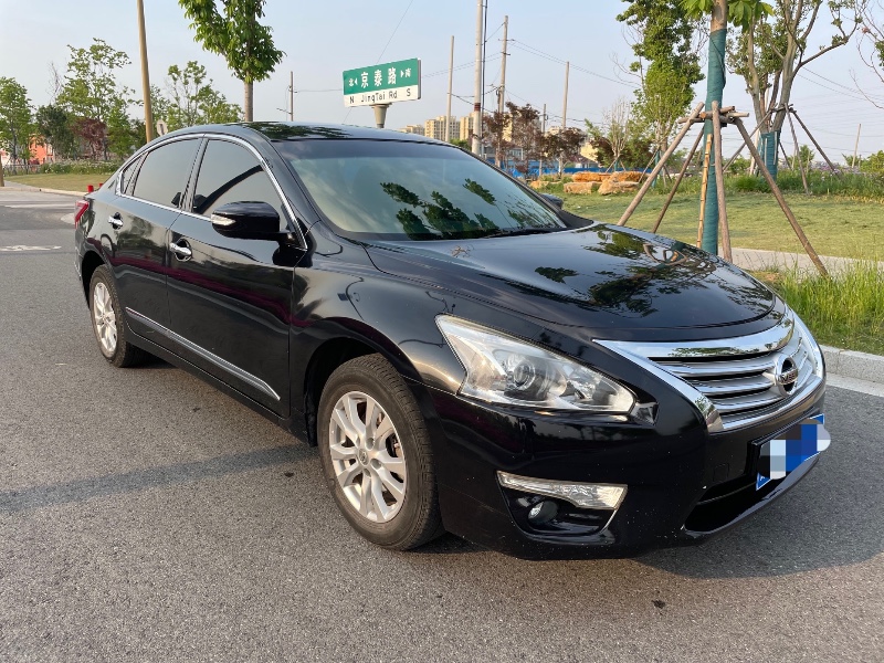 泰州14年日產天籟7