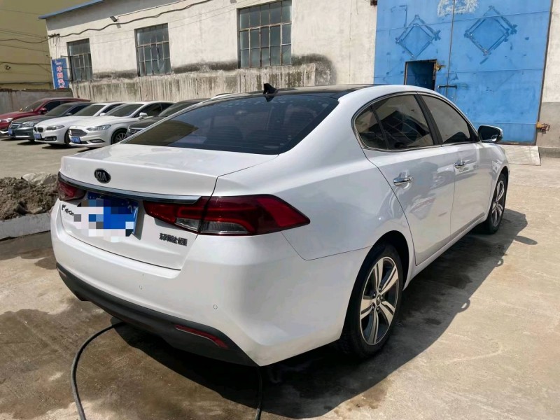 泰安18年起亞K46
