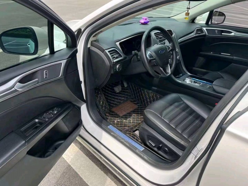 北京17年福特蒙迪欧4