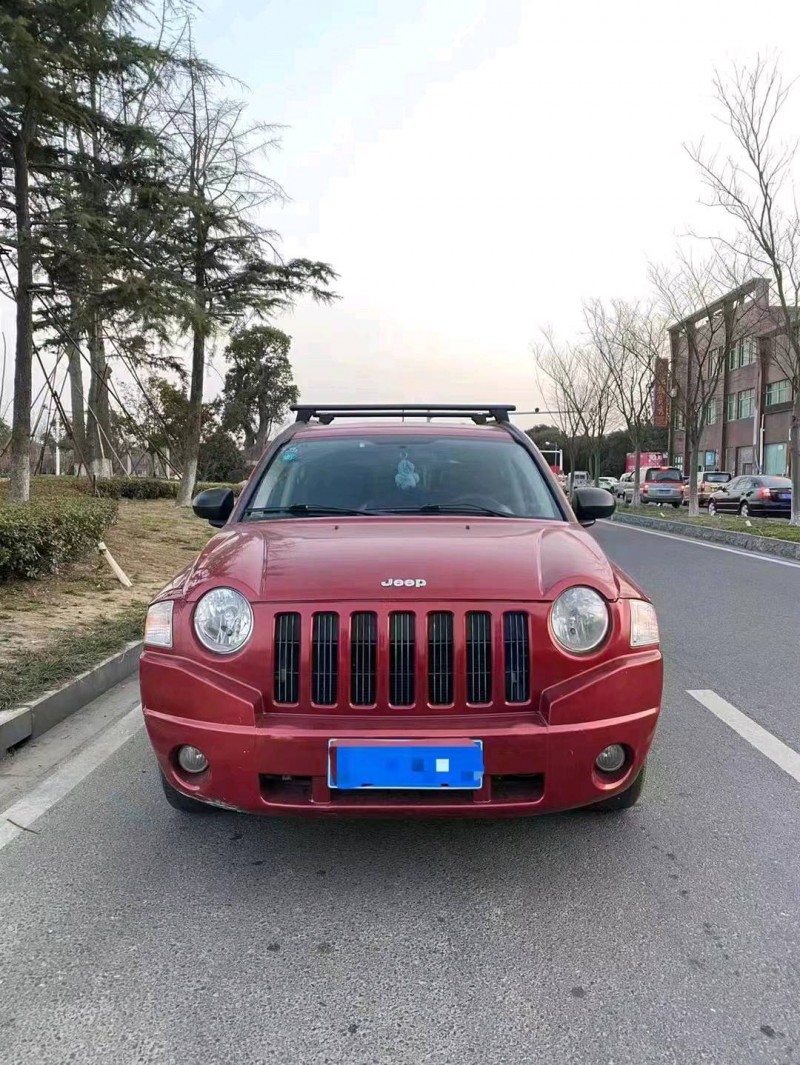 鎮江09年Jeep指南者8
