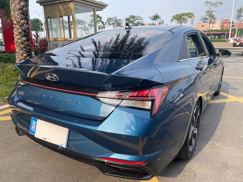 广州22年现代伊兰特8