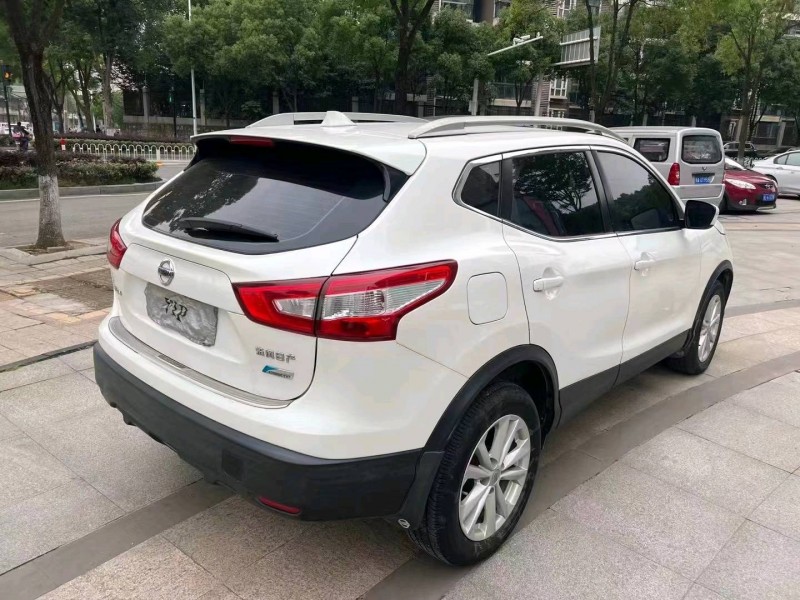 宜昌16年日產逍客6