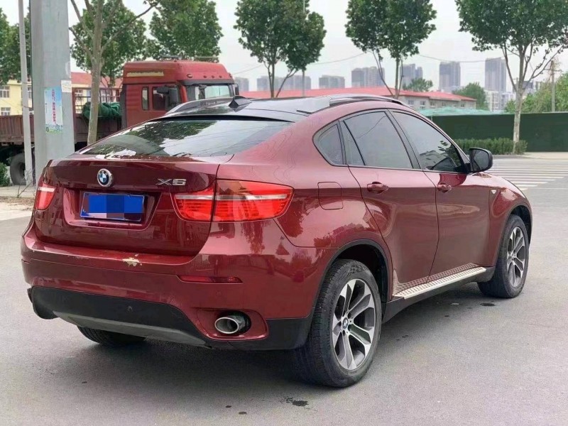 東營10年寶馬X64