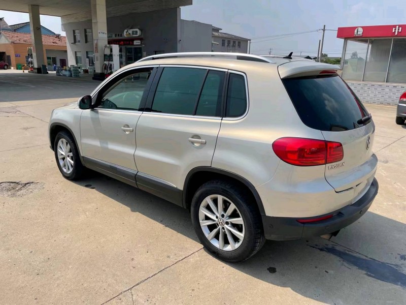 常州12年大众途观8