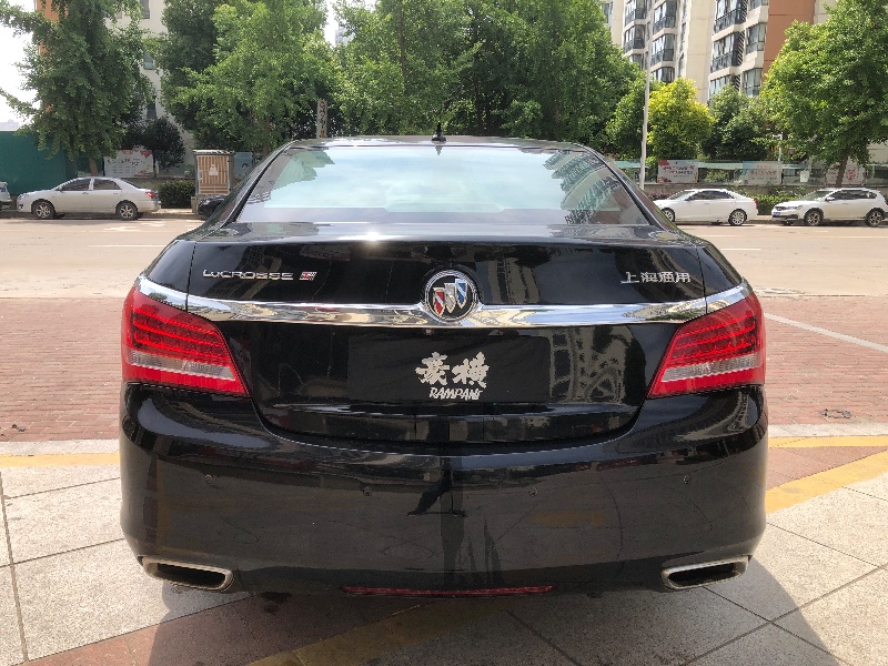 北京15年别克君越1