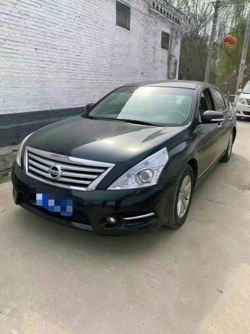 濟寧11年日產天籟8