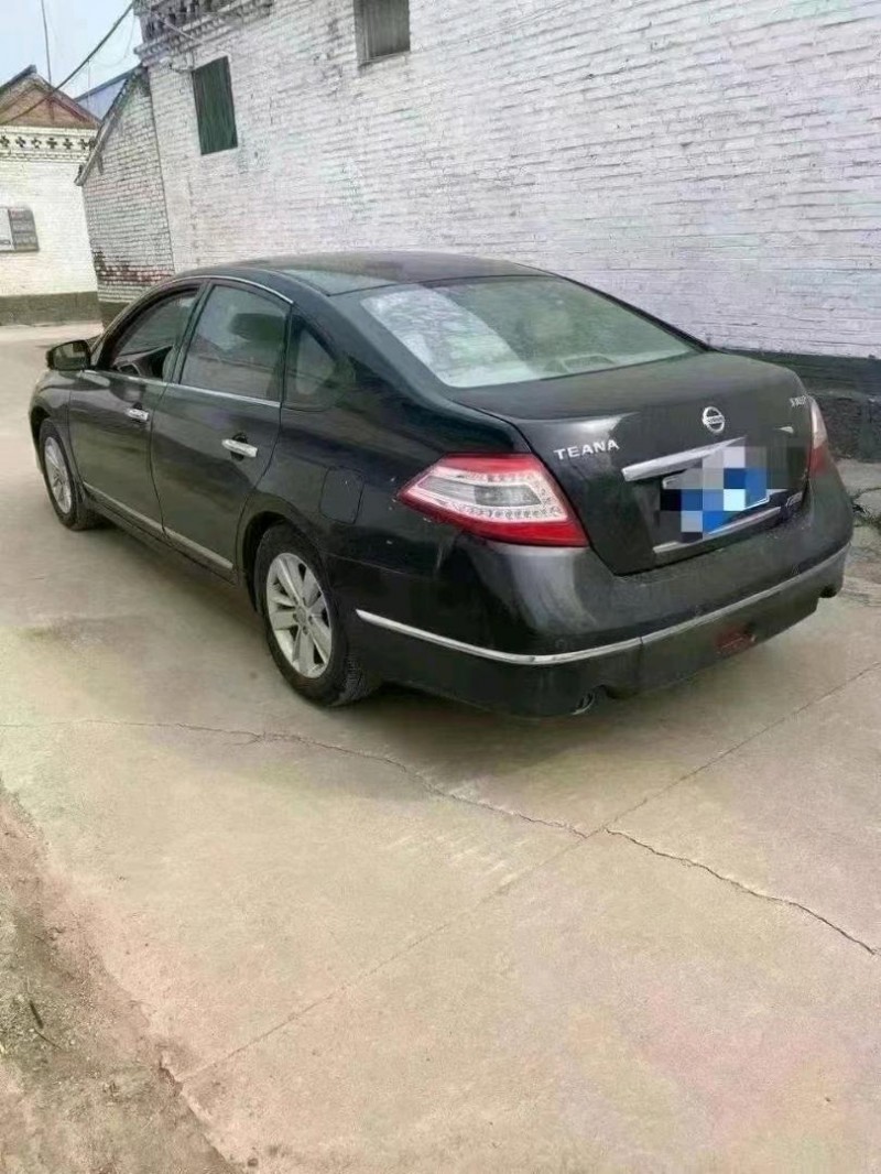 濟寧11年日產天籟5