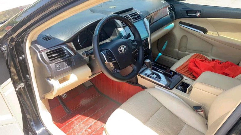 北京16年丰田凯美瑞9