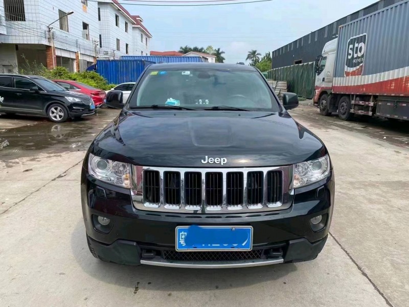 珠海13年Jeep大切諾基8