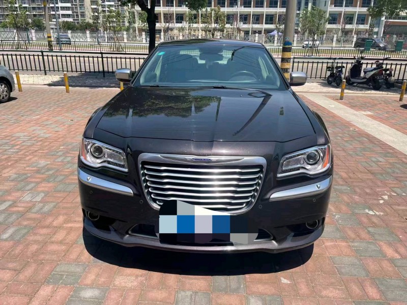 無錫14年克萊斯勒300C1