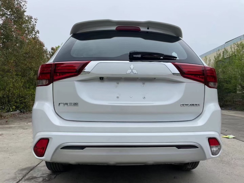 北京22年三菱欧蓝德5