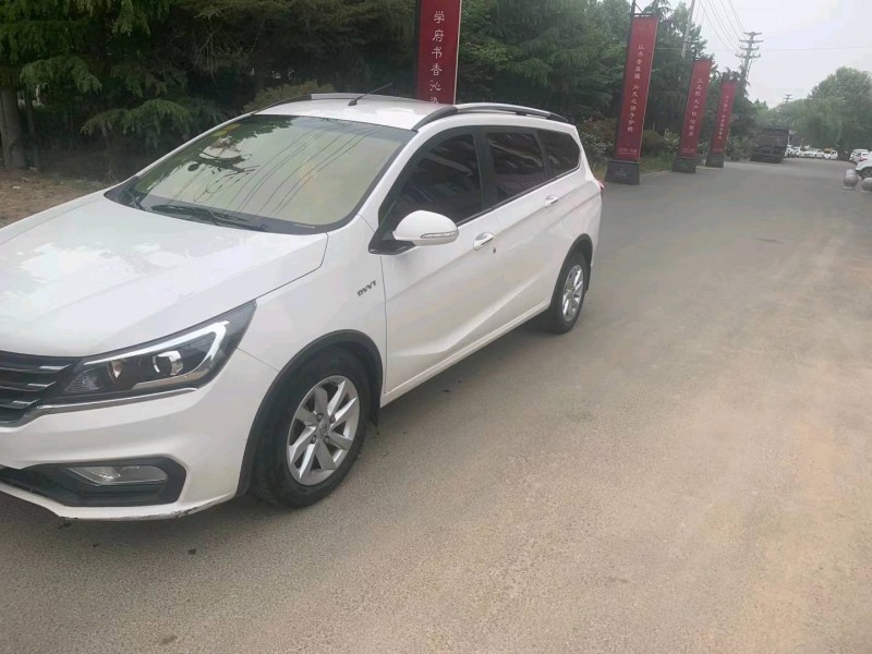 臨沂18年寶駿3105
