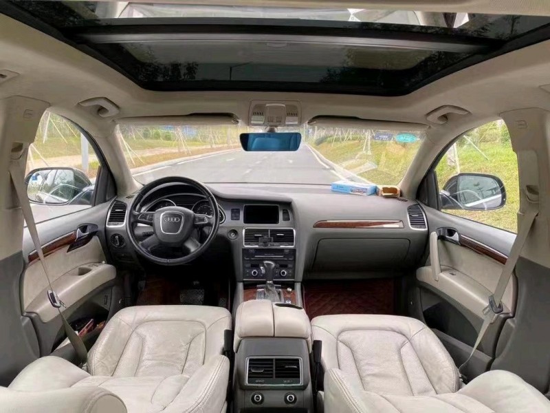 東莞11年奧迪Q75