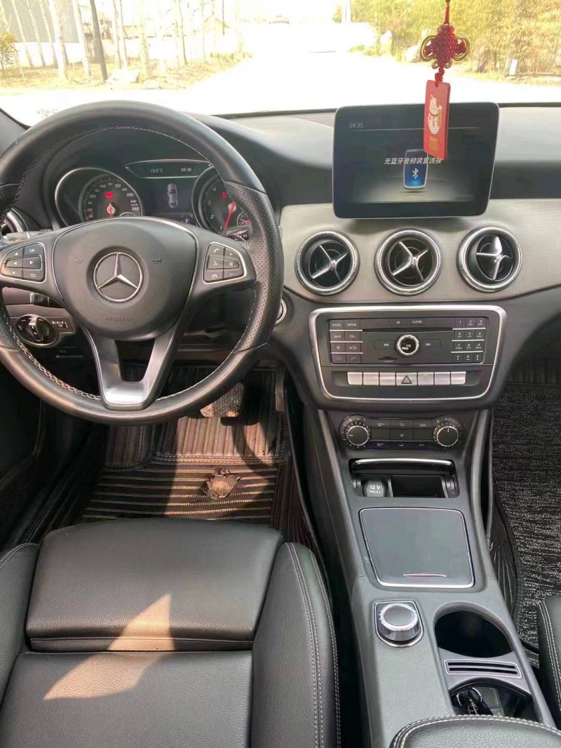 枣庄18年奔驰CLA8