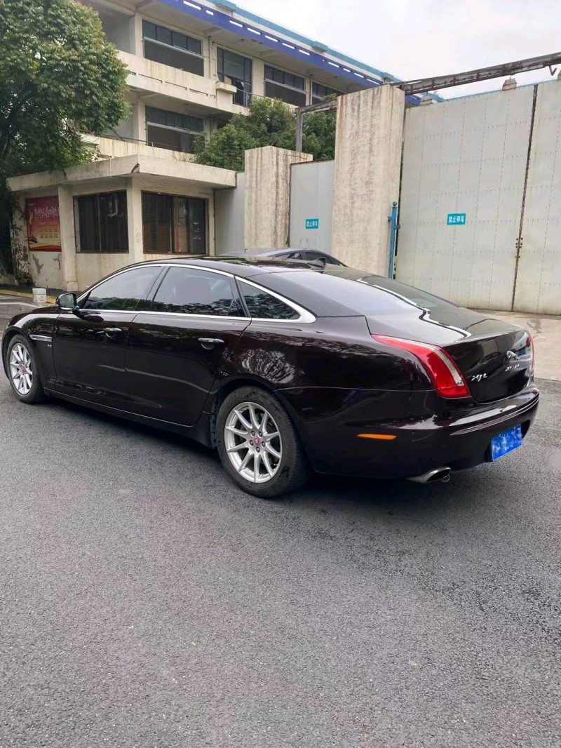 三明15年捷豹XJL5