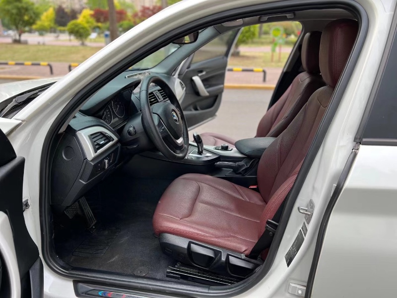 枣庄16年宝马1系9