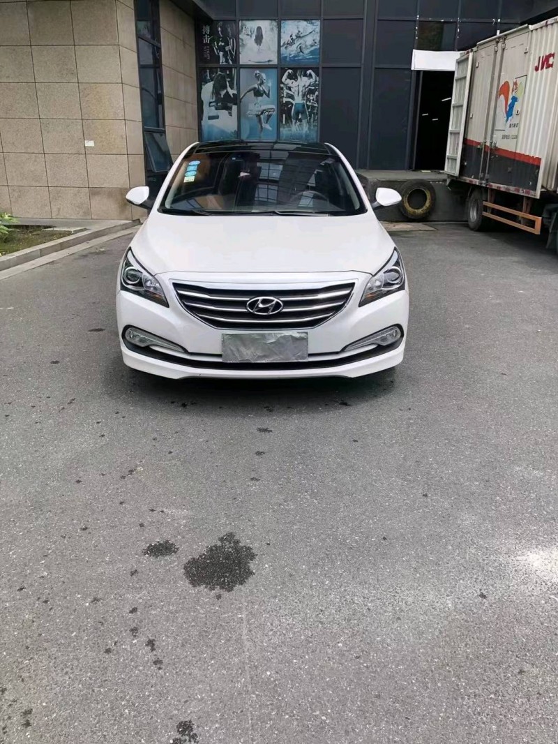 徐州17年现代名图1