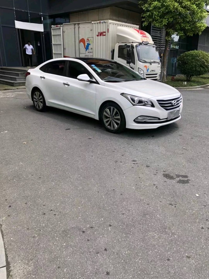 徐州17年现代名图3