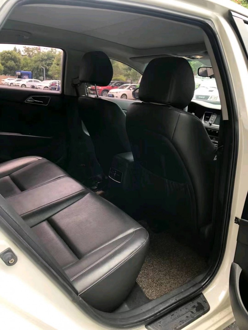 徐州17年现代名图4