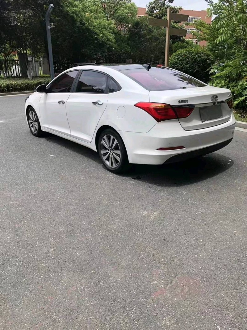 徐州17年现代名图7