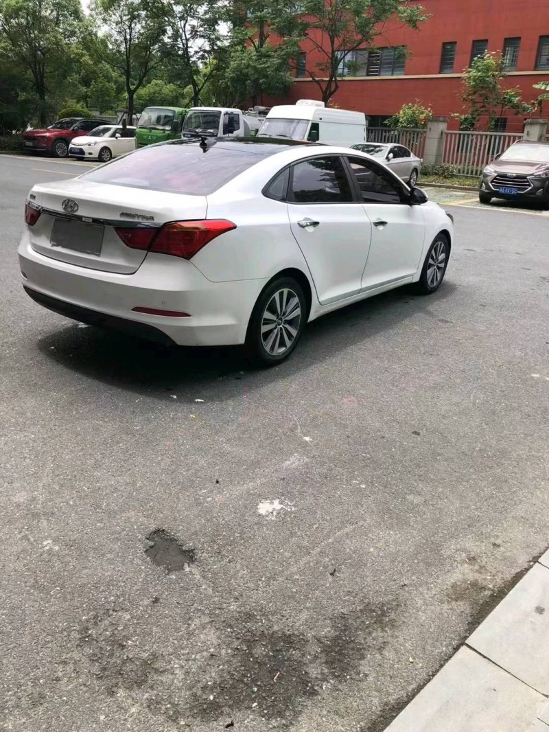 徐州17年现代名图8