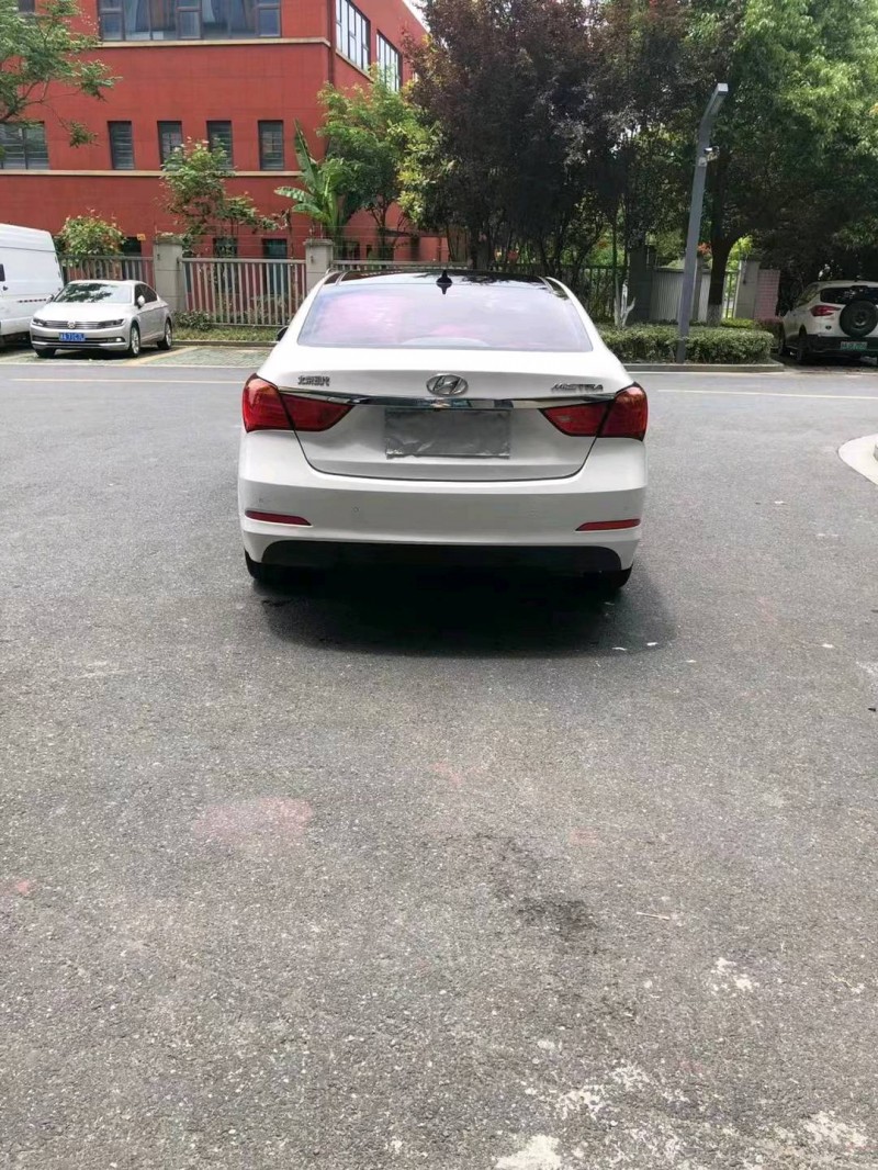 徐州17年现代名图9