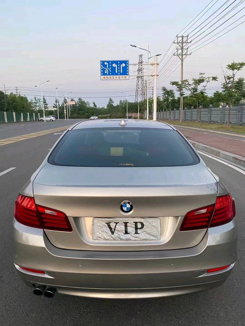 北京14年宝马5系8