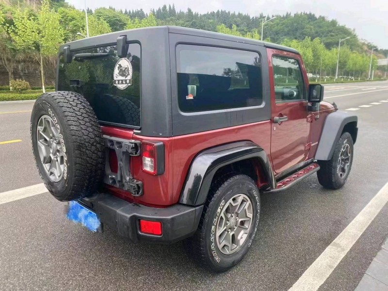 宜昌13年Jeep牧馬人6
