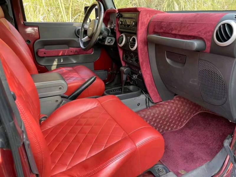 宜昌10年Jeep牧馬人7