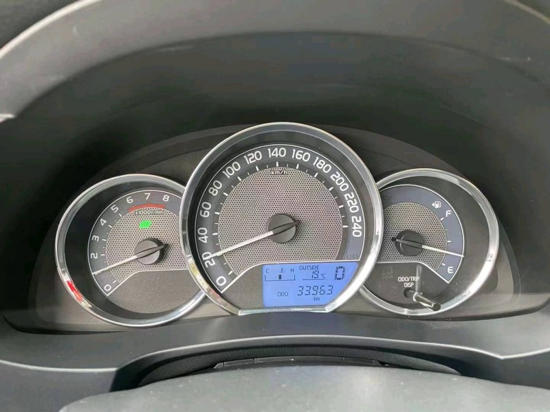 北京17年丰田雷凌9