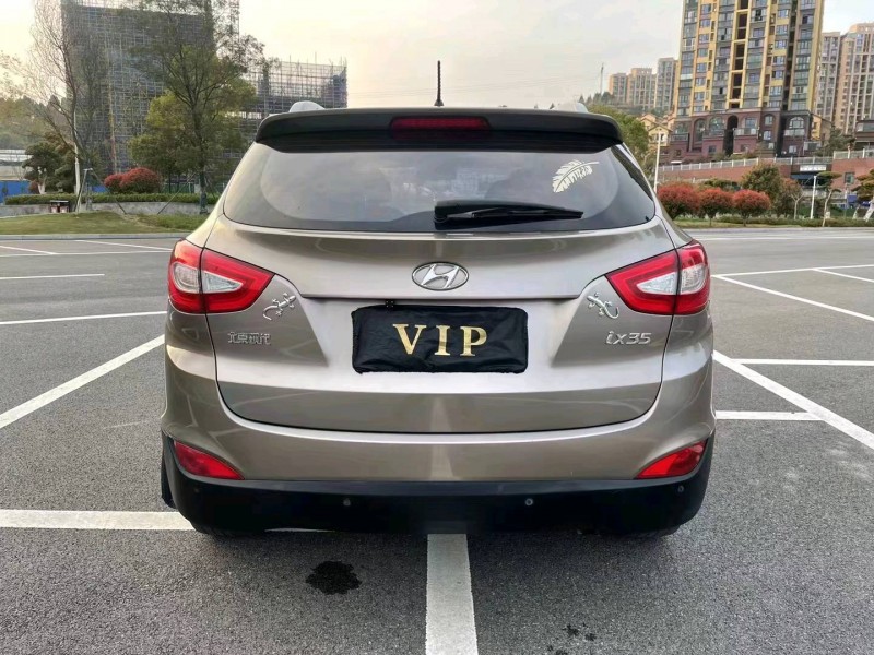 北京16年现代ix352