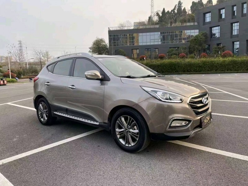 北京16年现代ix354