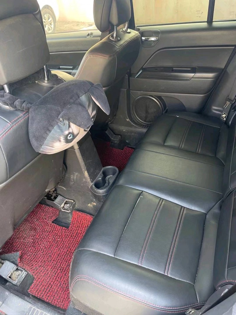 安慶10年Jeep指南者5