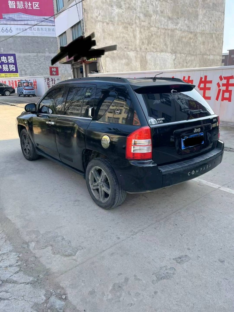 安慶10年Jeep指南者9