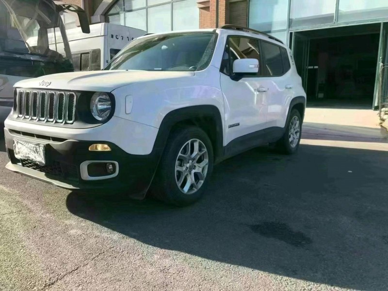 天津19年Jeep自由俠3