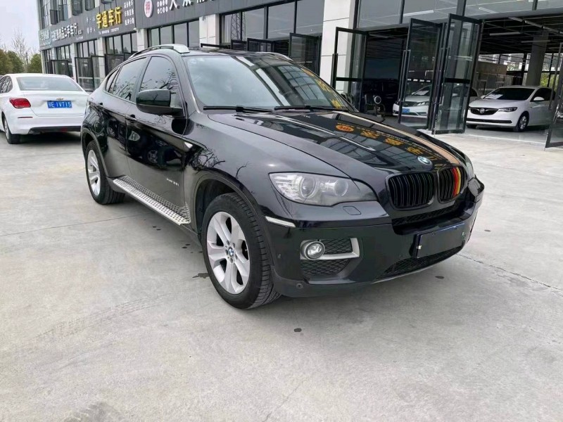 北京12年宝马X68