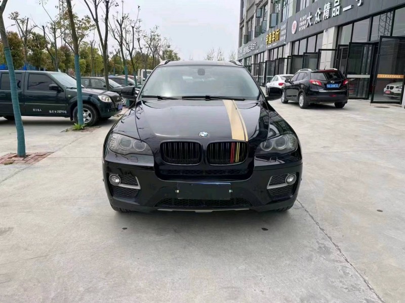 北京12年宝马X69
