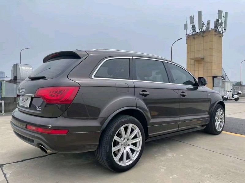 宜昌12年奧迪Q78