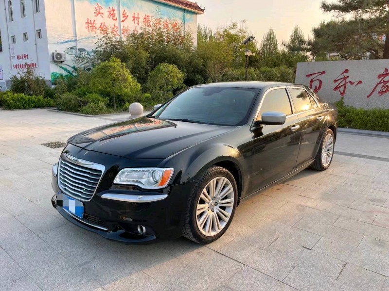 濟南13年克萊斯勒300C2