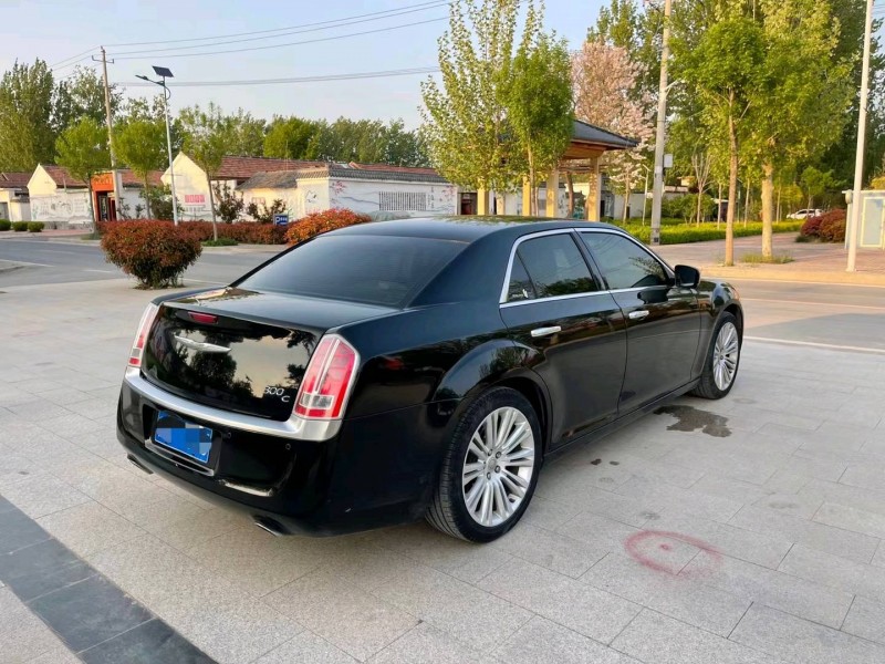 濟南13年克萊斯勒300C3