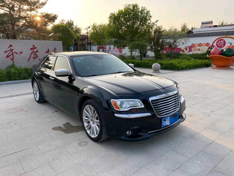 濟南13年克萊斯勒300C5