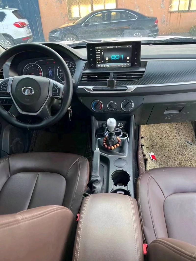 濟寧20年長城汽車風駿77