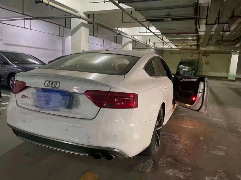 安陽12年奧迪RS56