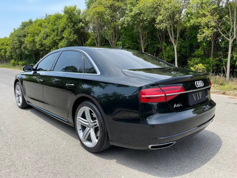 鹽城18年奧迪A8L6
